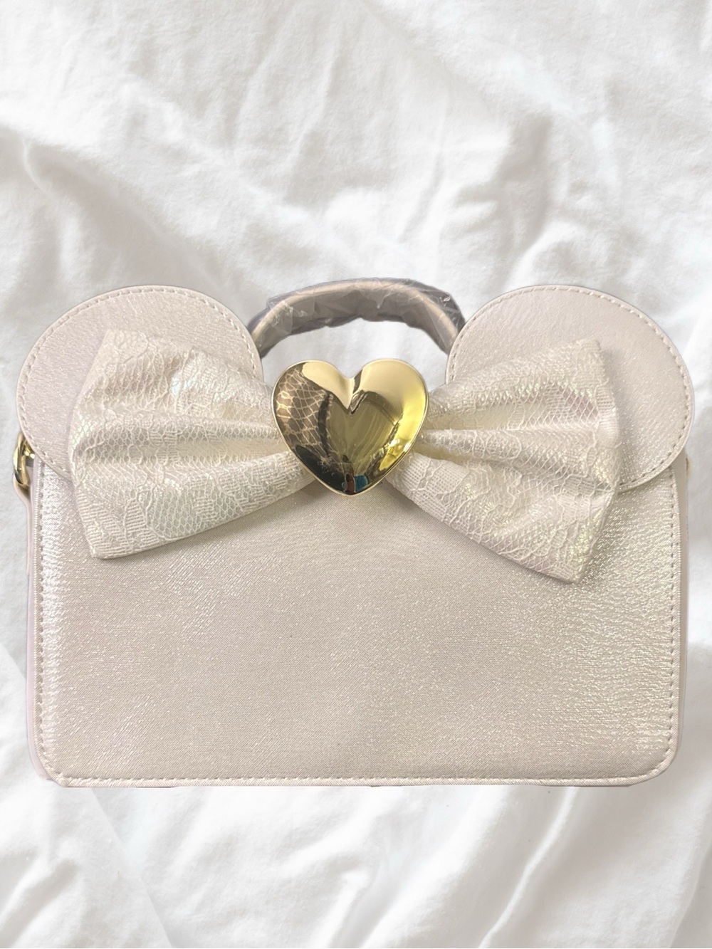 DISNEY Minnie Mouse Iridescent Lace
Wedding Crossbody Bag